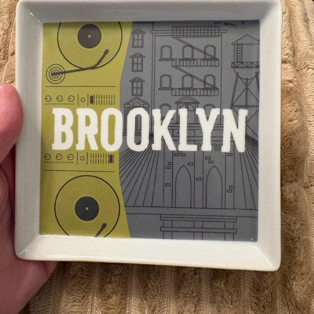 Crate and BarrelSet of 4 City Dishes - Brooklyn, New Orleans, Miami, Los Angeles